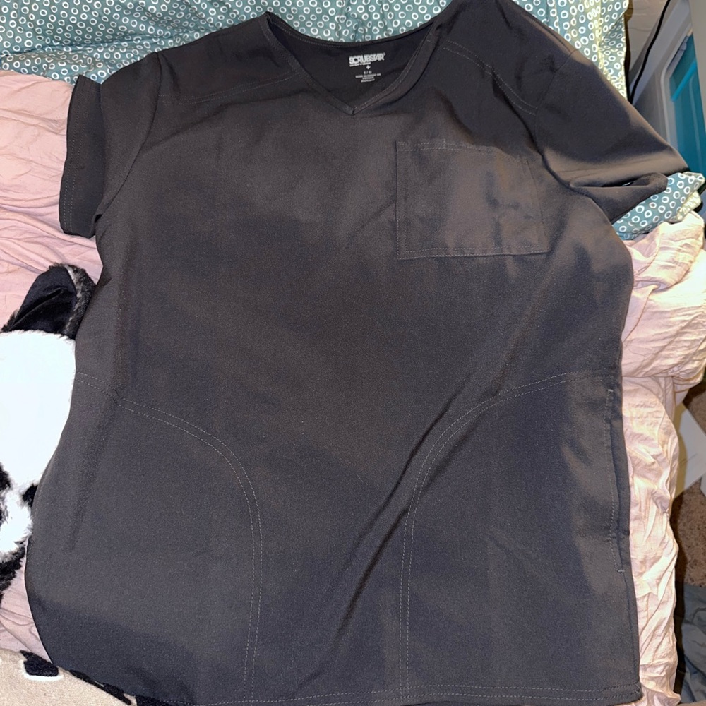 Women’s scrub star, charcoal gray set